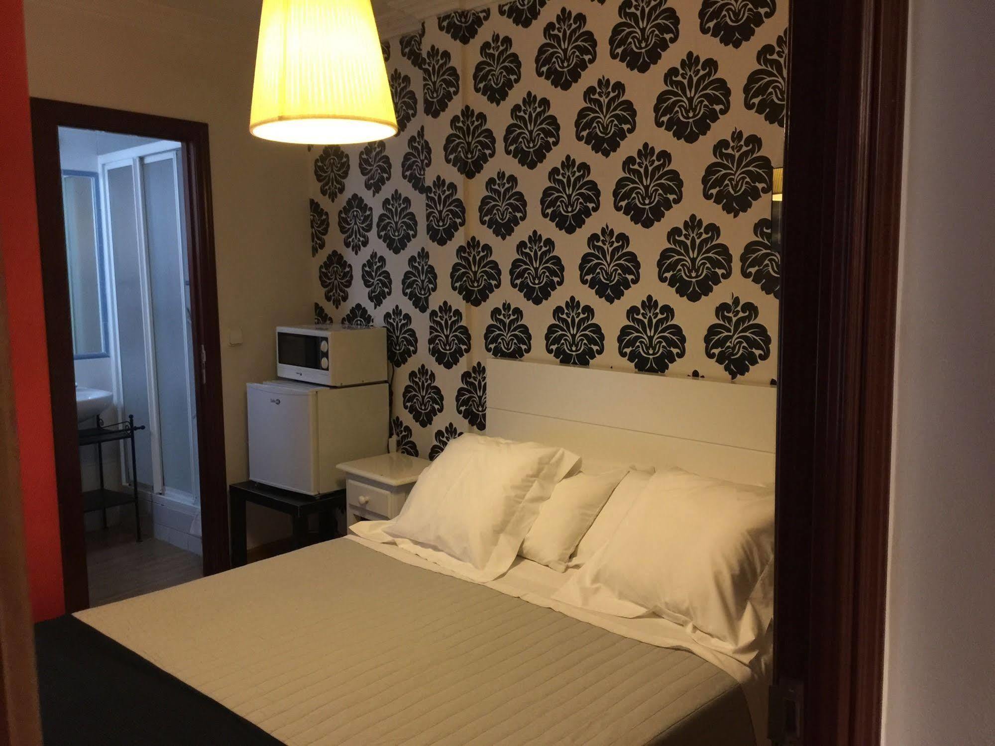 Hostal La Estrella Madrid Eksteriør bilde