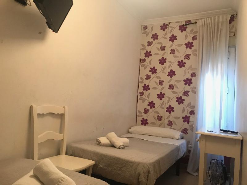 Hostal La Estrella Madrid Eksteriør bilde