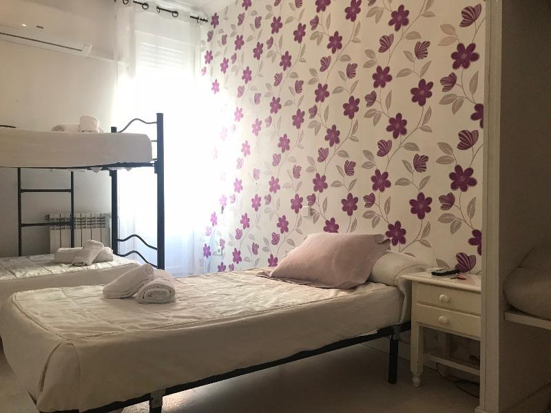 Hostal La Estrella Madrid Eksteriør bilde