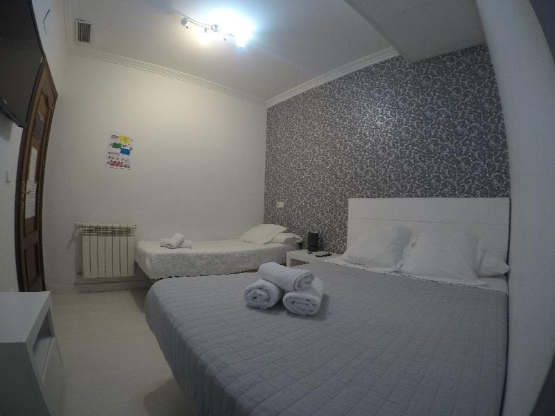 Hostal La Estrella Madrid Eksteriør bilde