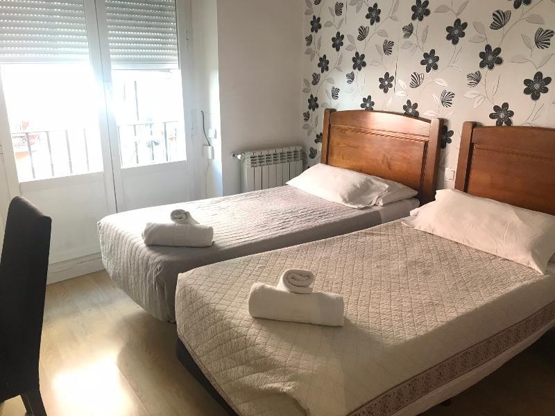 Hostal La Estrella Madrid Eksteriør bilde
